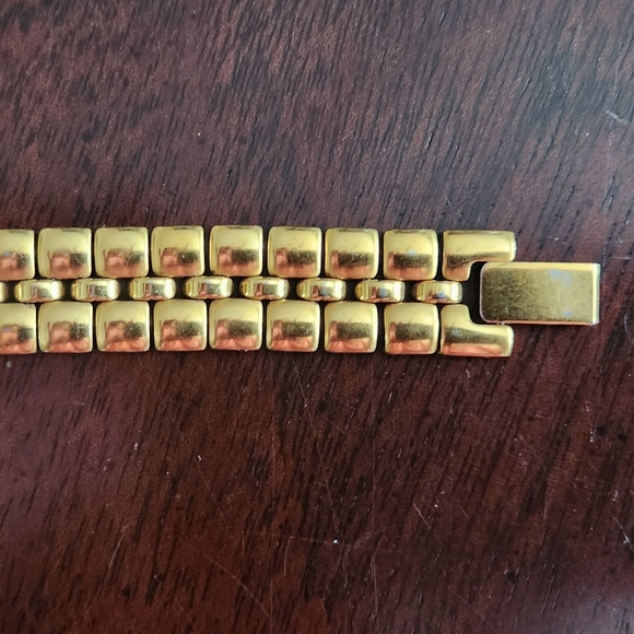 Vintage Anne Klein Watch - Picture 8 of 16